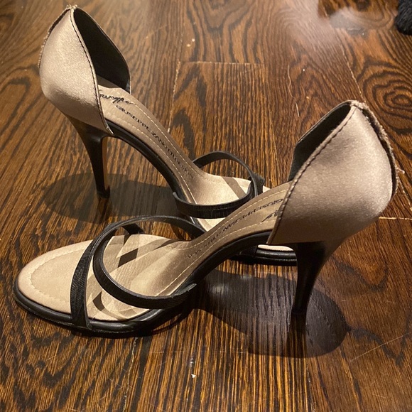 Giuseppe Zanotti Design, black strap sandal with satin heel, woman’s size 37 - Picture 4 of 6